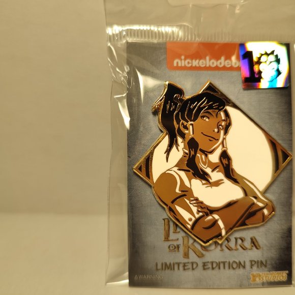 Legend of Korra Limited Edition Collectible Enamel Pin - Picture 3 of 3